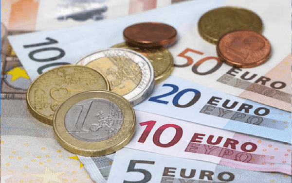 Đồng Euro còn được gọi là đồng tiền chung Châu Âu dùng cho các nước nằm trong Liên Minh Châu Âu