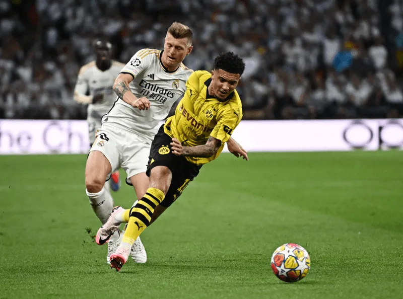 Toni Kroos sở hữu khả năng chuyền bóng và điều tiết nhịp độ trận đấu đạt độ chính xác tuyệt đối.